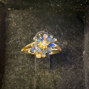 14K gold diamond and sapphire cluster ring